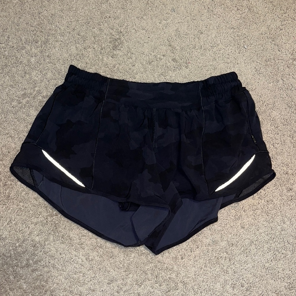 Black camo lululemon shorts